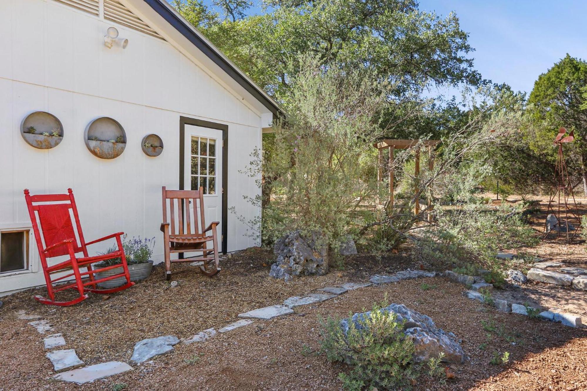 Red Donkey Cottage Wimberley Exteriér fotografie